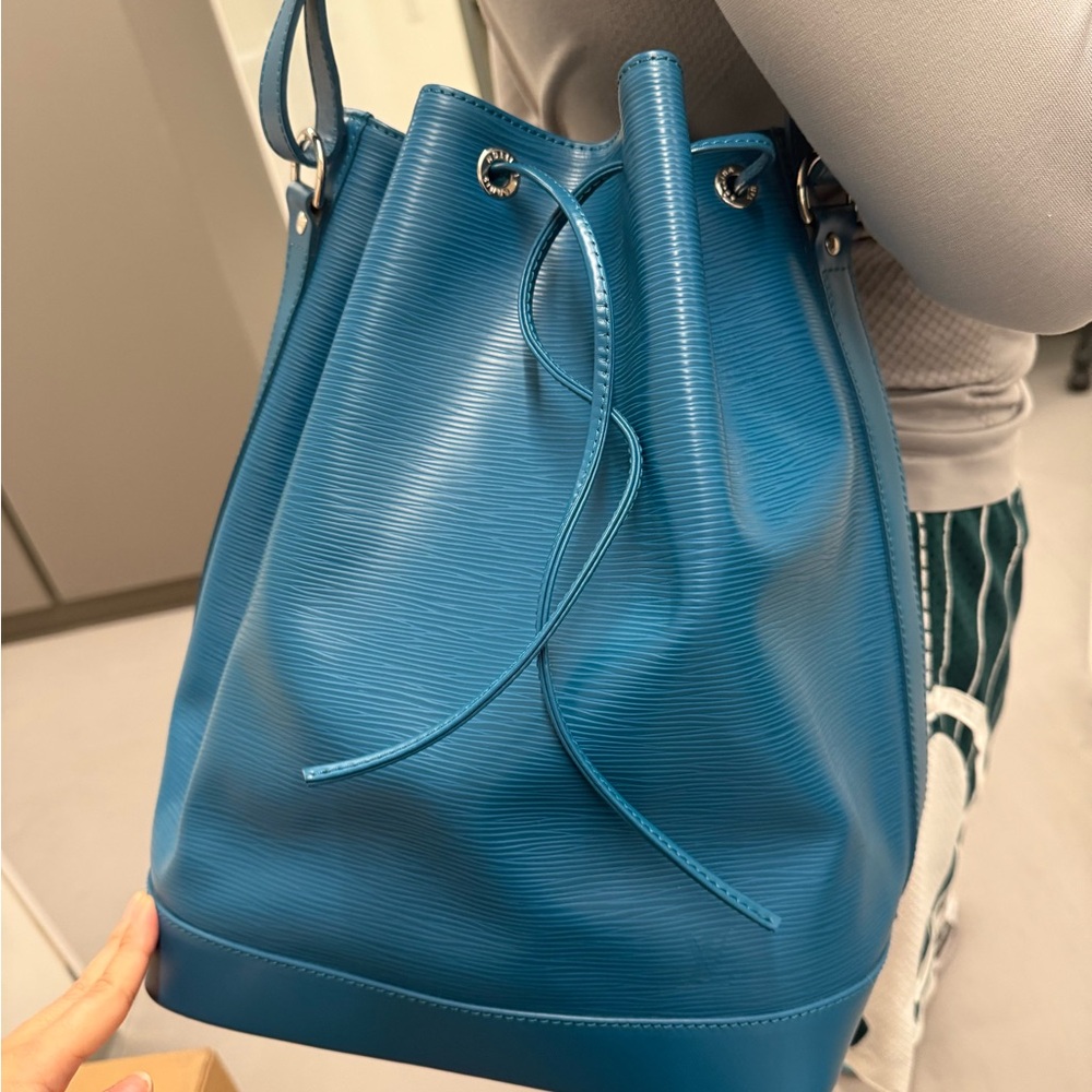 Louis Vuitton Teal Shoulder Bag